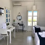 Holiday home Eliza & Mike's Paros Logaras