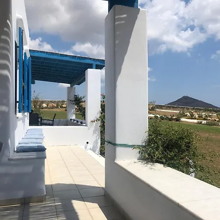 Eliza & Mike's Paros * ロガラス
