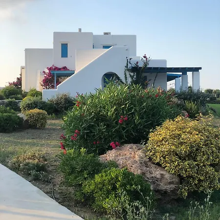 Eliza & Mike's Paros 度假居 *
