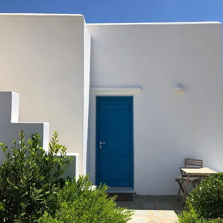 Eliza & Mike's Paros Holiday home